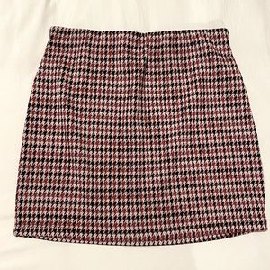Houndstooth Mini Skirt, Size Large, Forever 21